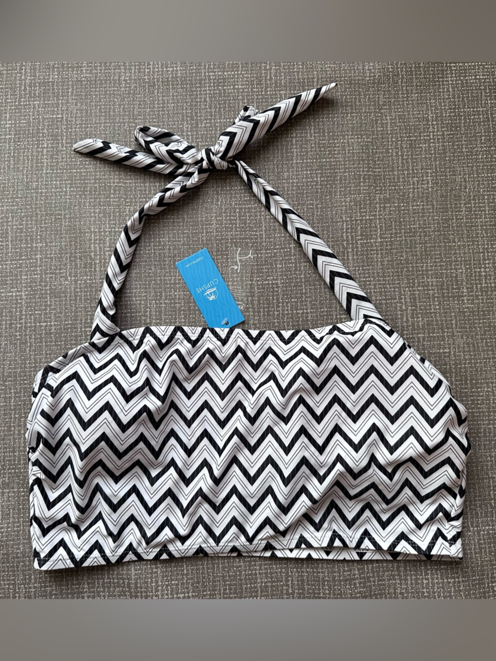 CUPSHE Women’s XL Black White Chevron Halter Tankini Swim Top NWT